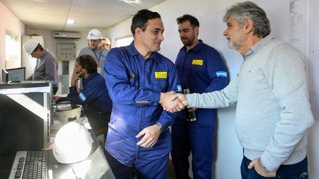 Daniel Filmus estuvo presente en el ensayo de motor para el desarrollo del lanzador nacional Tronador, en la provincia de Córdoba. Daniel Filmus estuvo presente en el ensayo de motor para el desarrollo del lanzador nacional Tronador, en la provincia de Córdoba.