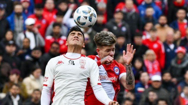 Argentinos Juniors y Huracán empataron 0 a 0. Argentinos Juniors y Huracán empataron 0 a 0.