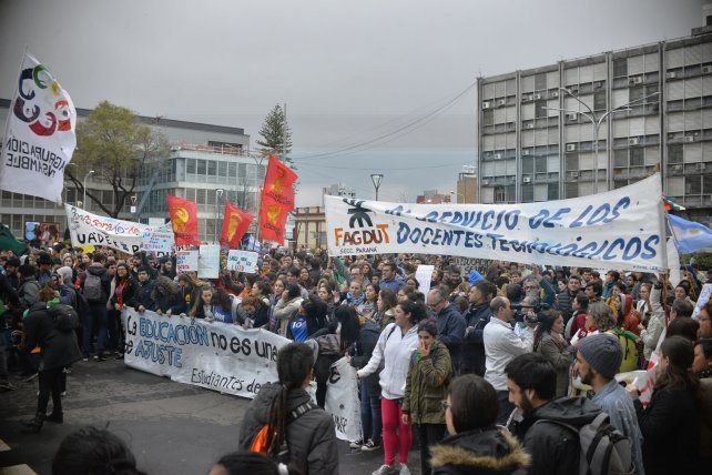 Plenario. Conadu aceptó, mientras que Conadu Histórica se resiste.