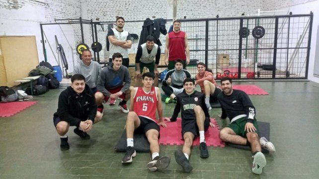 Ciclista quiere dejar su huella en la Liga Provincial de Mayores de básquet Ciclista quiere dejar su huella en la Liga Provincial de Mayores de básquet