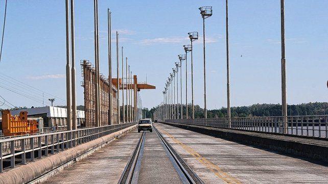 El paso terrestre entre Concordia y Salto.