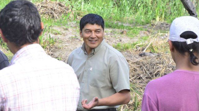 Un consejo. Héctor les habla a los pibes con una palabra autorizada por su experiencia.