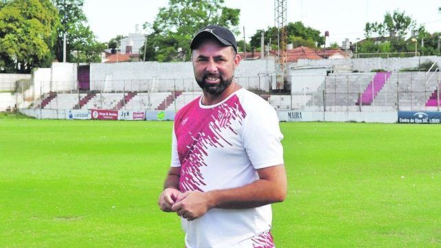 El Decano de la capital entrerriana a logrado cuatro ascensos en los últimos 15 años y Tony Fontana sueña con otra coronación a nivel nacional. El Decano de la capital entrerriana a logrado cuatro ascensos en los últimos 15 años y Tony Fontana sueña con otra coronación a nivel nacional.