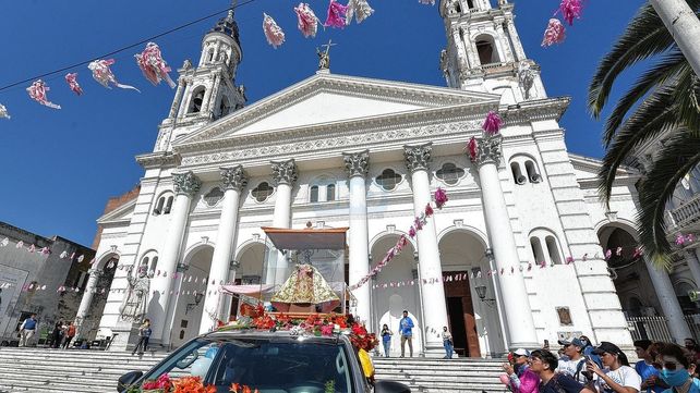 Caravana. El 7 de octubre, día patronal, la imagen de la Virgen recorrerá las calles de la ciudad.