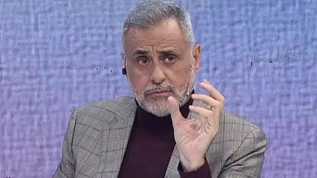 El conductor televisivo Jorge Rial permanece internado en la Clínica del Country de Bogotá desde la tarde del sábado