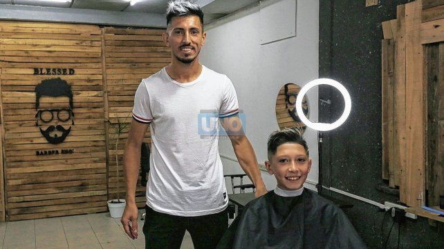 A Juan Manuel Lazaneo lo llaman el peluquero del gol