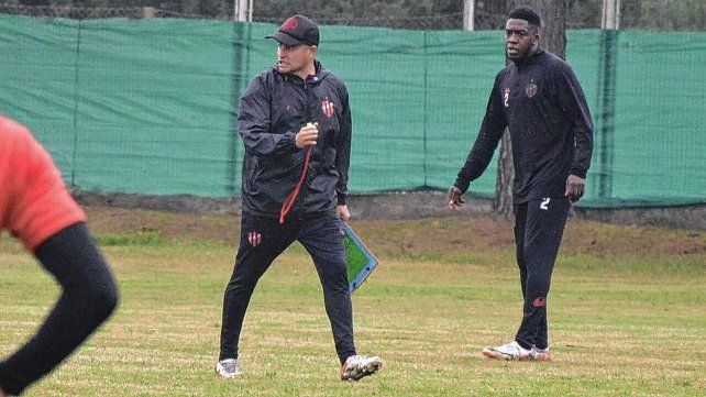 Marcelo Candia será el técnico interino esta tarde en Patronato. Marcelo Candia será el técnico interino esta tarde en Patronato.