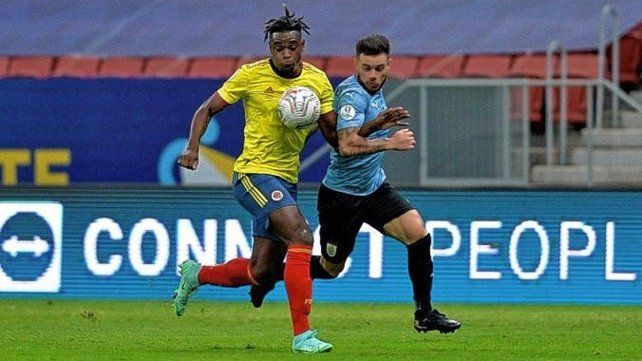 El partido entre Colombia y Uruguay fue parejo.