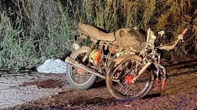 Aranguren: murió un adolescente tras chocar su moto contra un camión Aranguren: murió un adolescente tras chocar su moto contra un camión