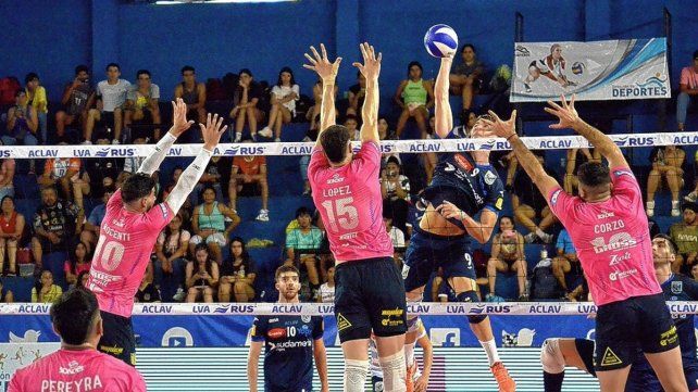 Gross Paracao perdió 3 a 1 ante Ciudad Vóley.