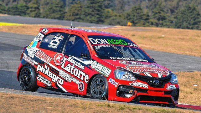 El Turismo Nacional en Alta Gracia. El Turismo Nacional en Alta Gracia.