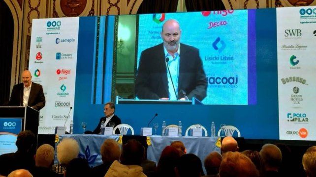 Federico Sturzenegger emitió una resolución para iniciar jubilaciones masivas en el Estado Federico Sturzenegger emitió una resolución para iniciar jubilaciones masivas en el Estado