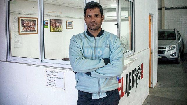 Después de cerrar su carrera como futbolista el ídolo de Patronato inicio una nueva vida labora.