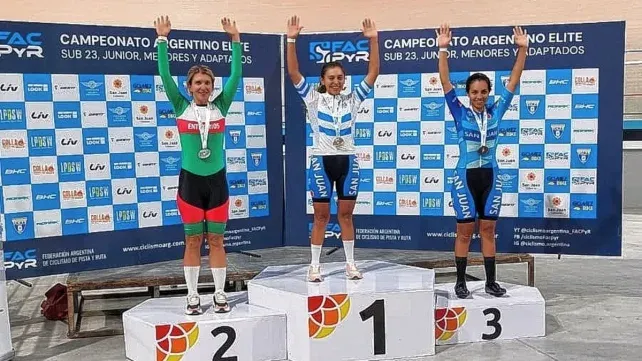 Yanina Acosta y otro podio en el ciclismo nacional. Yanina Acosta y otro podio en el ciclismo nacional.
