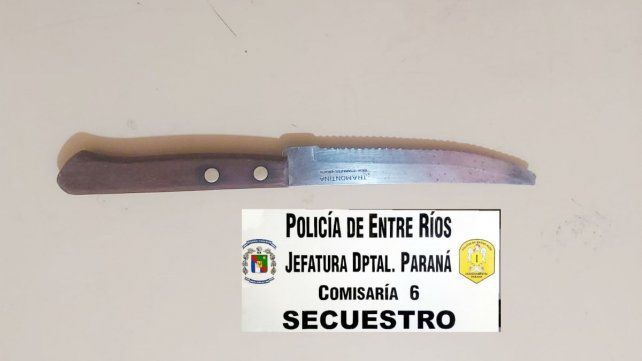El cuchillo con el que el joven fue apuñalado por su propio padre.