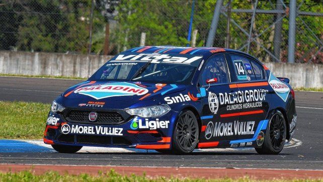 Fabián Yannantuoni con el uno. Fabián Yannantuoni con el uno.