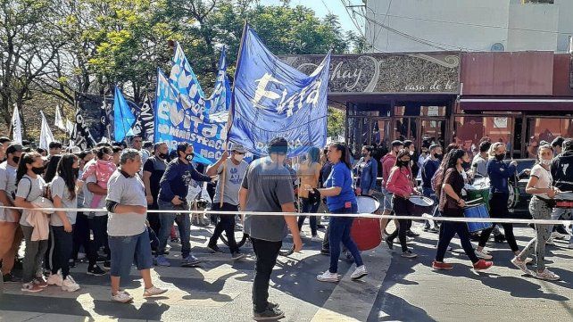 Paraná: Organizaciones sindicales festejaron el día de la lealtad.