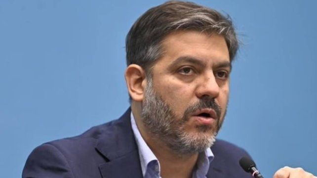 Bianco cruzó a Milei: "Vive en Narnia y se informa con tuits de Yrigoyen que le hacen sus amigos" Bianco cruzó a Milei: "Vive en Narnia y se informa con tuits de Yrigoyen que le hacen sus amigos"