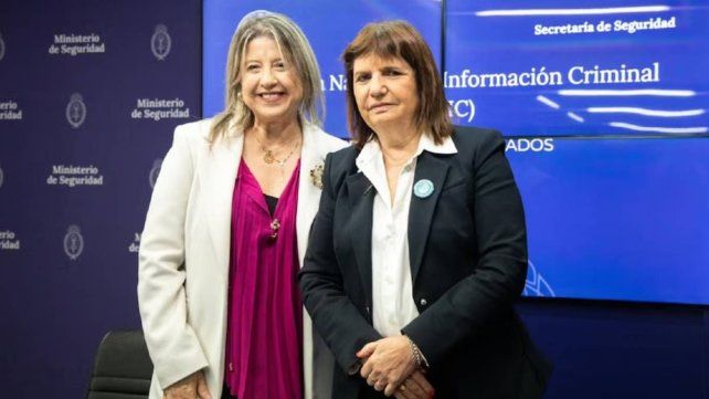 Alejandra Monteoliva quedará al frente del Ministerio de Seguridad en reemplazo de Patricia Bullrich. Alejandra Monteoliva quedará al frente del Ministerio de Seguridad en reemplazo de Patricia Bullrich.