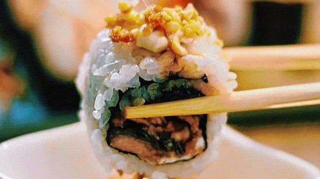 El sushi es una delicia eleguda por sus aportes nutricionales El sushi es una delicia eleguda por sus aportes nutricionales