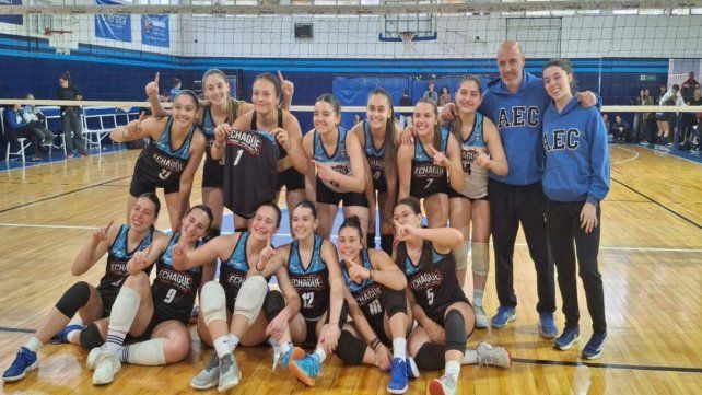 Echagüe ganó los cinco partidos de la Copa de Oro sin ceder ni un solo set. Echagüe ganó los cinco partidos de la Copa de Oro sin ceder ni un solo set.