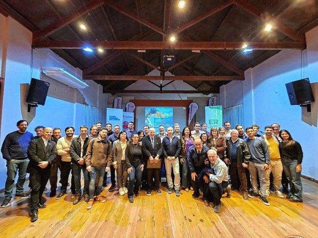 La transformación digital como puntal para el desarrollo productivo en Entre Ríos. La transformación digital como puntal para el desarrollo productivo en Entre Ríos.