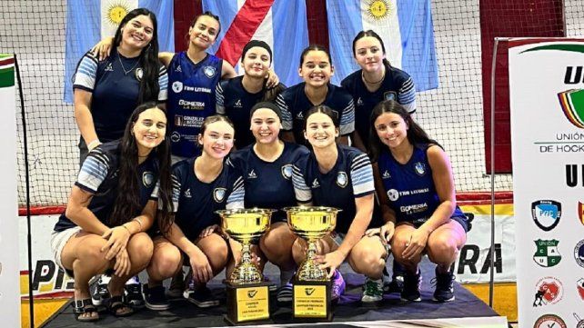 Hockey sobre patines: Rowing festejó en la categoría Junior. Hockey sobre patines: Rowing festejó en la categoría Junior.