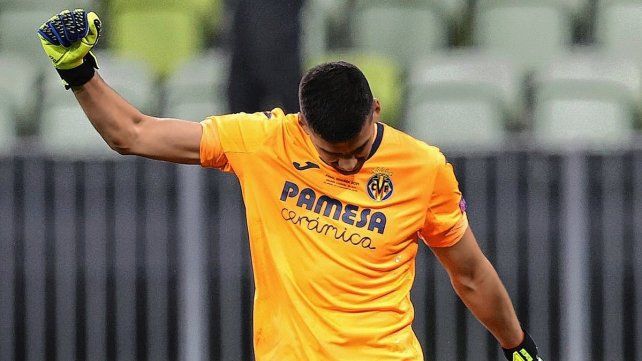 Rulli, el arquero de Villareal le contuvo el penal a De Gea para gritar campeón