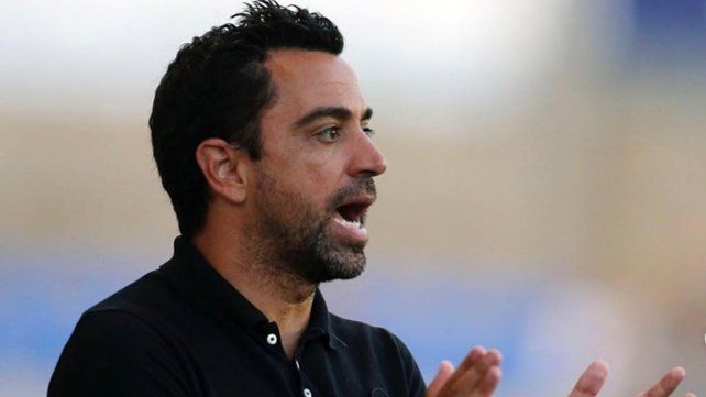 Xavi Hernández arranca la era en Barcelona con el clásico