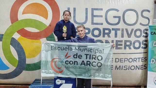 Podio. Por primera vez, la arquera Sofía Martínez logró el título en la categoría AA1 de los Juegos Deportivos Misioneros. Podio. Por primera vez, la arquera Sofía Martínez logró el título en la categoría AA1 de los Juegos Deportivos Misioneros.