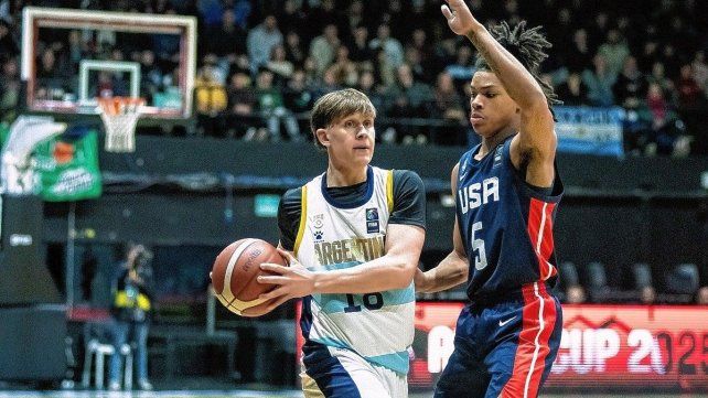 Joaquín Folmer en el AmeriCup U18 con la Selección Argentina. Joaquín Folmer en el AmeriCup U18 con la Selección Argentina.