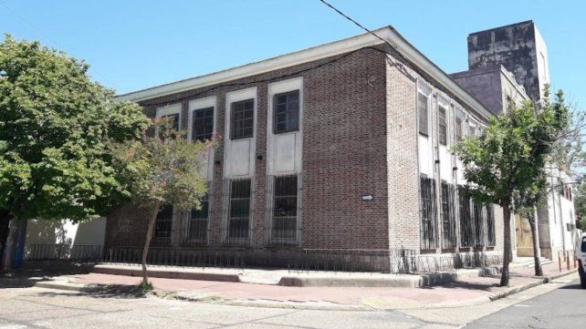 Sede de Concordia donde se dicta el Profesorado de Educación Secundaria de la Modalidad de Educación Técnico Profesional Sede de Concordia donde se dicta el Profesorado de Educación Secundaria de la Modalidad de Educación Técnico Profesional