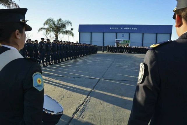 escuela-policiajpg