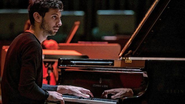 Franco Broggi, joven pianista santafesino