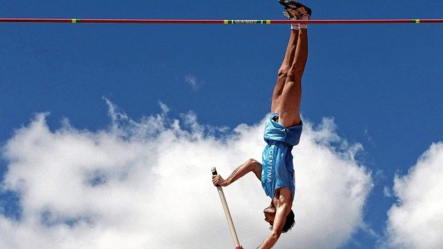 Germán Chiaraviglio se quedó con el oro en la prueba de salto con Garrocha.
