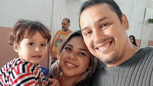 Francis Colmenarez y su esposo son venezolanos. Su hijo es entrerriano