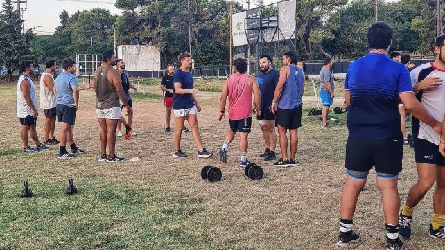 El plantel de Estudiantes buscará repetir el gran año que tuvo en 2022.