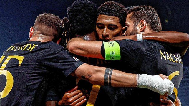 Real Madrid lo dio vuelta en el Diego Armando Maradona. Real Madrid lo dio vuelta en el Diego Armando Maradona.