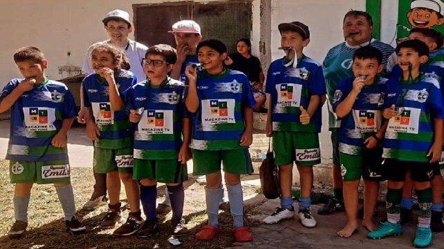 El Podio es una escuela de fútbol infantil del barrio José Hernández de Paraná. El Podio es una escuela de fútbol infantil del barrio José Hernández de Paraná.
