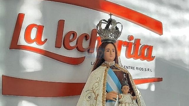 Nogoy&aacute;. Esta semana la bendici&oacute;n de la Virgen del Carmen se recibi&oacute; en la empresa local de producci&oacute;n l&aacute;ctea La Lecherita; antes ya hab&iacute;a visitado a la planta de producci&oacute;n La Sibila. &nbsp;