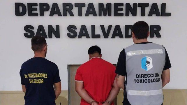 San Salvador: pasajero trasladaba droga y al llegar a la terminal de ómnibus fue detenido San Salvador: pasajero trasladaba droga y al llegar a la terminal de ómnibus fue detenido