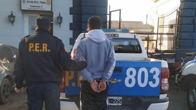 Un hombre fue detenido en Paraná tras agredir a su pareja. Un hombre fue detenido en Paraná tras agredir a su pareja.