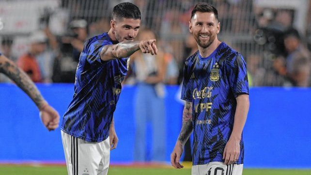 La Scaloneta salió a hacer la entrada en calor.