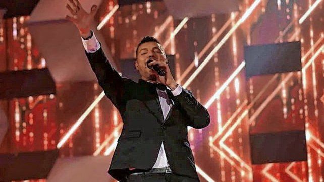 Este lunes por la noche debutó el nuevo formato con el que Marcelo Tinelli le presenta batalla en el rating a La Voz Argentina