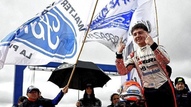 El festejo de Manuel Borgert. El festejo de Manuel Borgert.