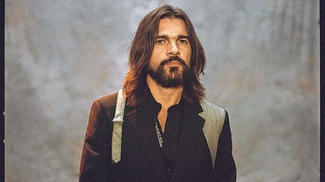 Juanes vuelve a la música de su infancia para un nuevo disco