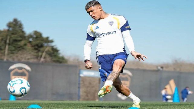 Buenas noticias para Boca: Ayrton Costa y Rodrigo Battaglia entrenaron a la par del grupo. Buenas noticias para Boca: Ayrton Costa y Rodrigo Battaglia entrenaron a la par del grupo.