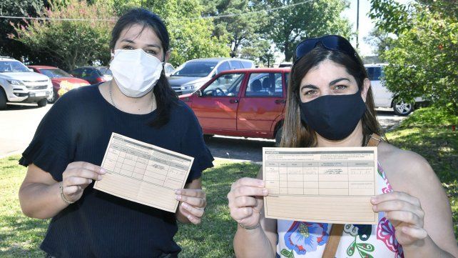 Personal esencial y mayores de 70 años son la población que recibió hasta ahora la vacuna contra el coronavirus