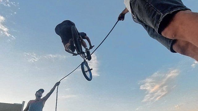 Raúl Hardock organizó un evento de BMX en el