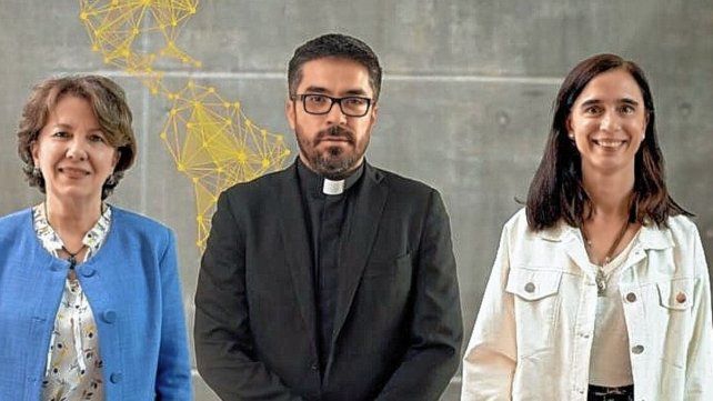 Equipo. El sacerdote mexicano Daniel Portillo Trevizo, nombrado experto regional para América; la brasileña Eliane di Carli, asesora regional para América y la argentina María Inés Franck, nombrada directora de políticas de prevención.